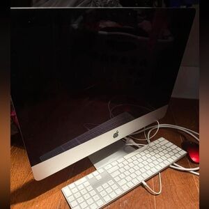 Apple Mac Desktop - Silver and Black